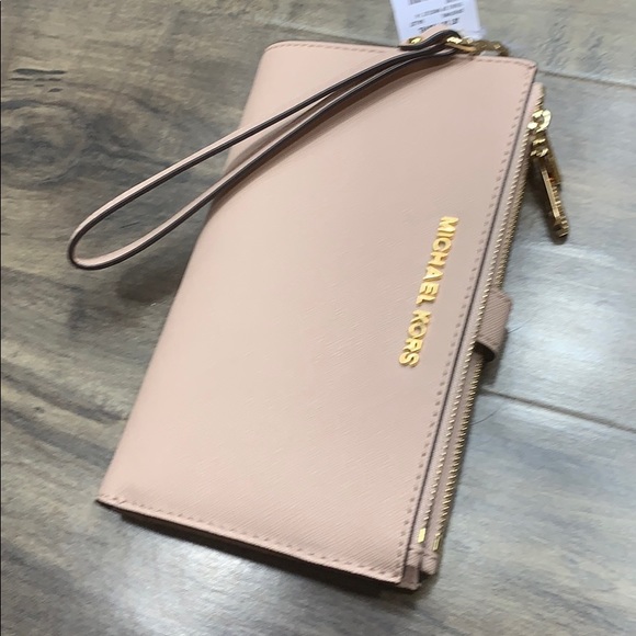 MICHAEL KORS LG DOUBLE ZIP WRISTLET BALLET POWDER BLUSH NWT - Picture 2 of 15